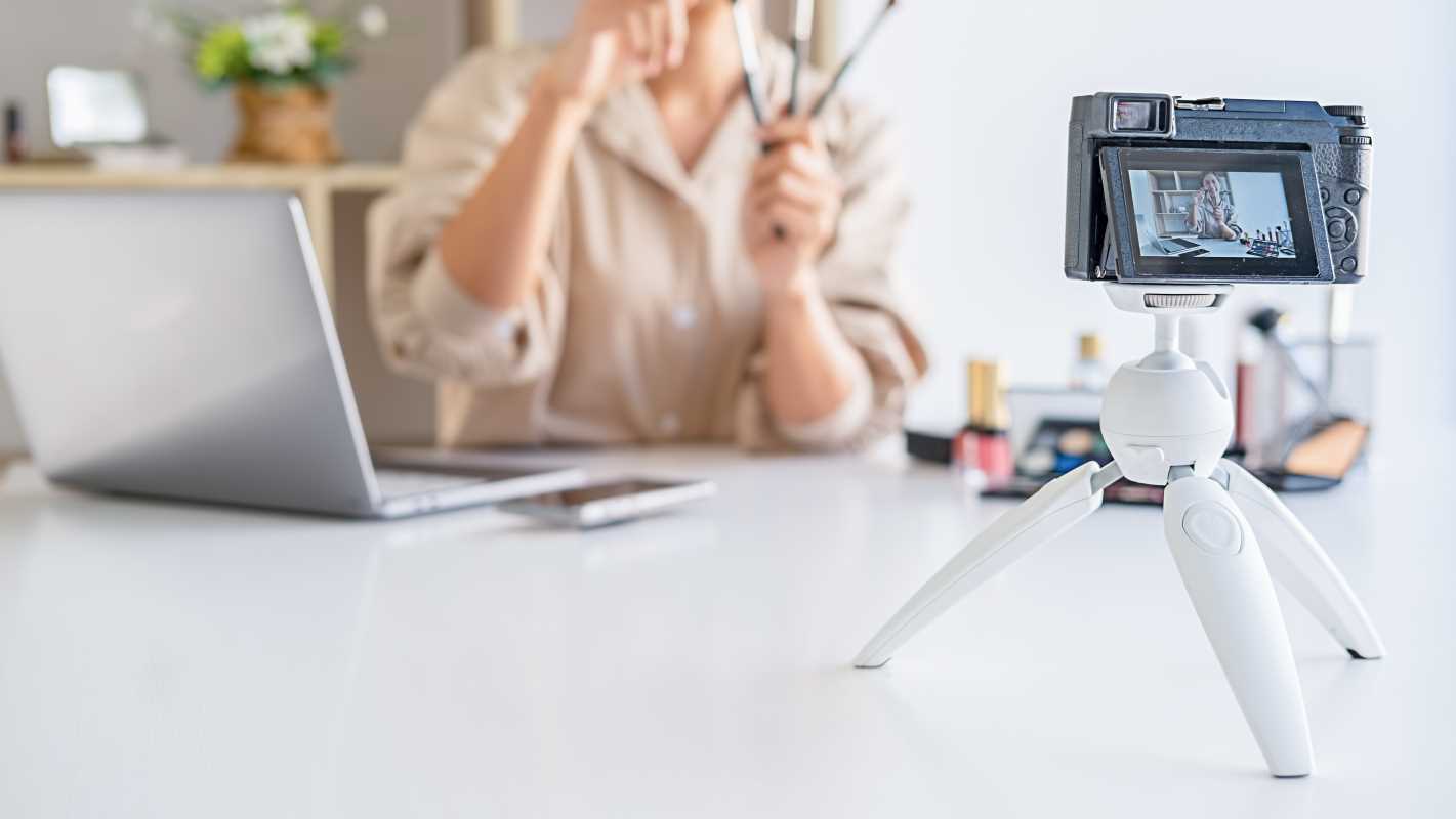 Is That Review Real? Unpacking Influencer Product Bias